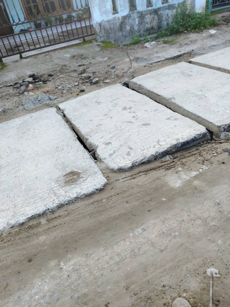 LAPOR.!!! Proyek Drainase di Jermal Menyusahkan Warga