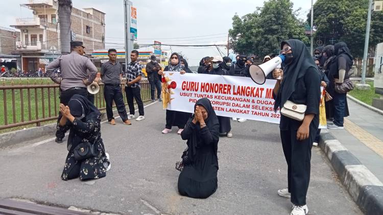 Ratusan Guru Honor di Langkat Minta Polda Sumut Usut Panitia PPPK