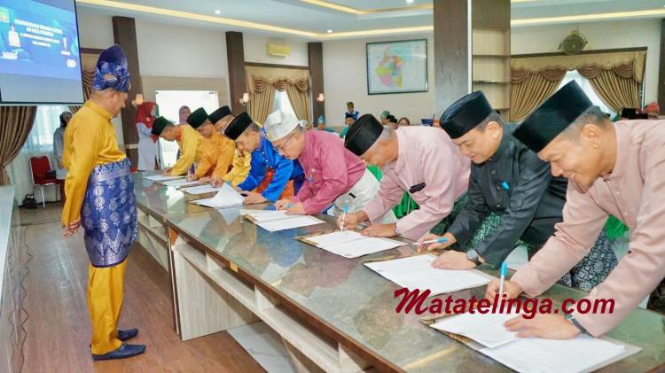 Pemkab Langkat Teken Pakta Integritas, Ini Harapan Syah Afandin