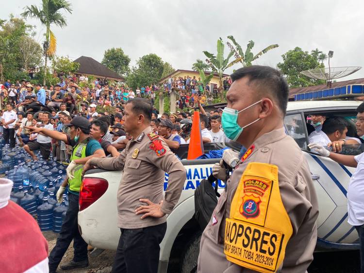 Laka Maut di Simalungun,Enam Jiwa Melawan