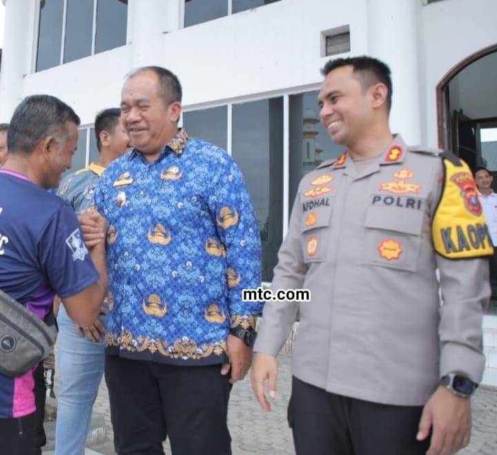 Tim Sepak Bola SSB Mezzaluna Asahan Dilepas Wabup