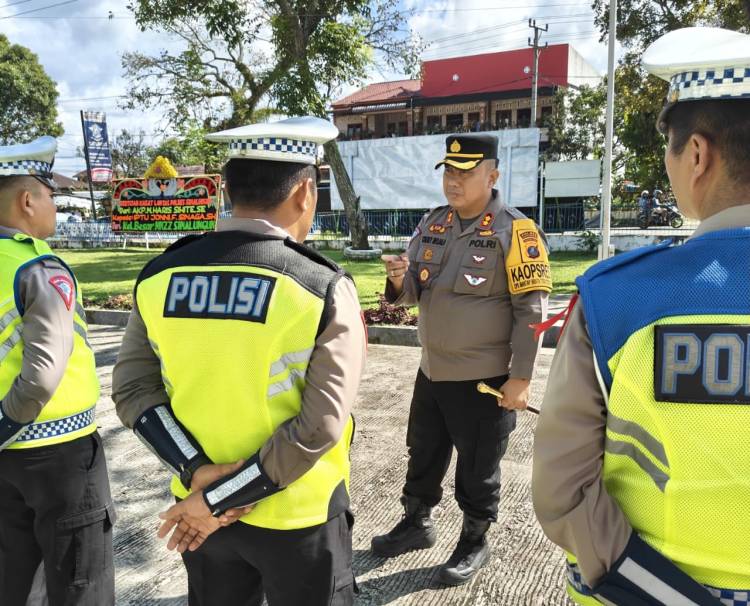 Kapolres Simalungun AKBP Choky Sentosa MelialaTekankan Disiplin dan Pelayanan Prima Sat Lantas