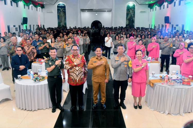 Rayakan Natal dan Tahun Baru 2024, Kapolda Sumut: Semoga Membawa Suka Cita dan Kedamaian!