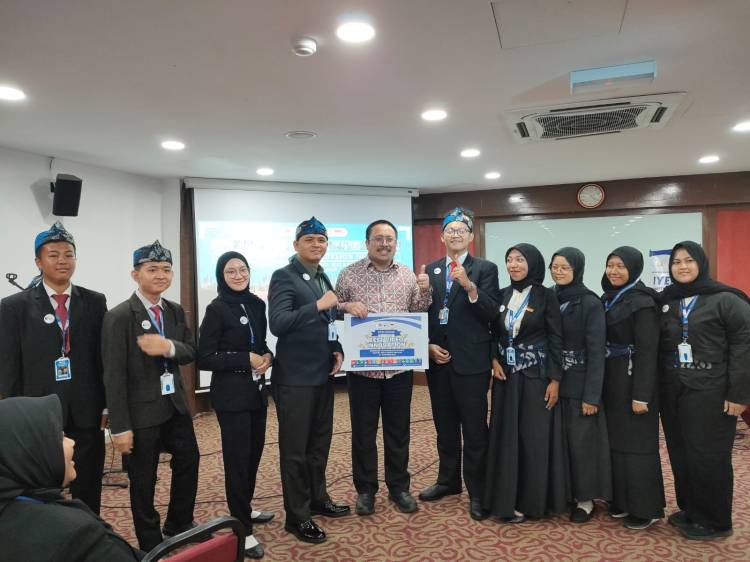 Dua Bamasis Poltekad Kodiklatad Menorehkan Prestasi di Kompetisi Internasional