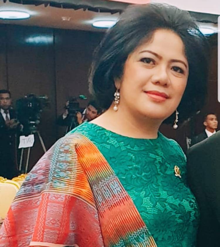 Anggota DPD RI Dr Badikenita: Lestarikan Budaya dan Jaga Nama besar Sembiring