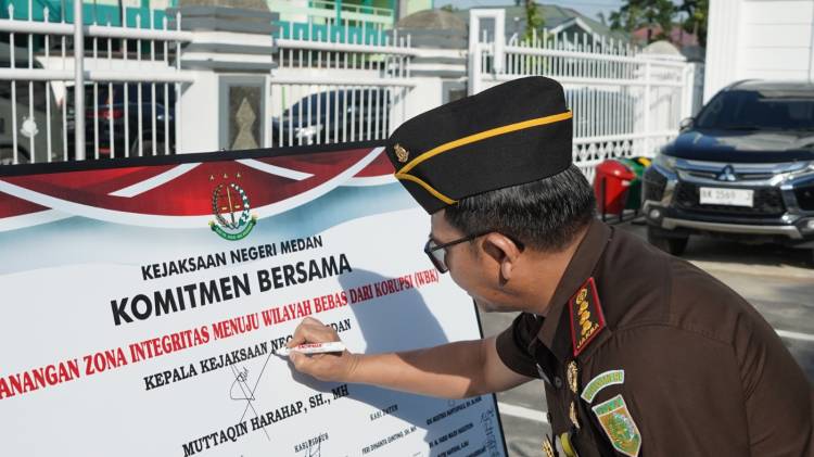 Optimis Raih Predikat ZI WBK dan WBBM 2024, Kejari Medan Apel Deklarasi