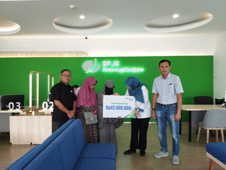 Program PWI Sumut, Ahli Waris Almarhum Balyan Kadir Terima JKM BPJS Rp. 42 Juta