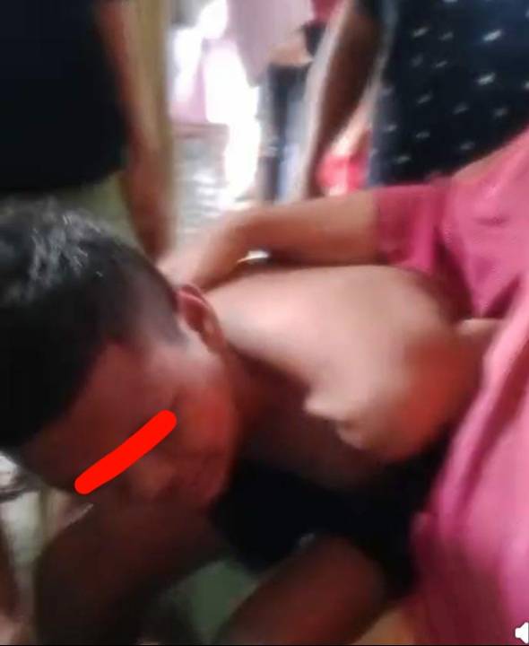 Mencuri Ketangkap, Nangis Dijitaki Warga