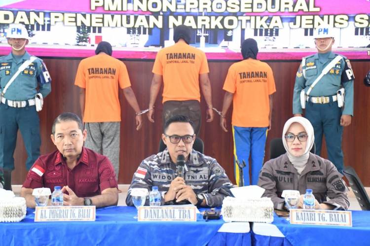 Lanal TBA Amankan 26 PMI dan Sita 544 Gram Sabu