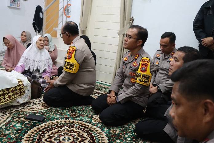 Melayat ke Rumah Duka Aiptu Amirsyah, Kapolrestabes Medan: Almarhum Orang Baik