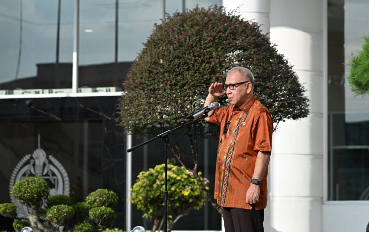 Apel Perdana 2025, Pj Gubernur Sumut Ingatkan ASN Terus Berikan Layanan Terbaik pada Masyarakat