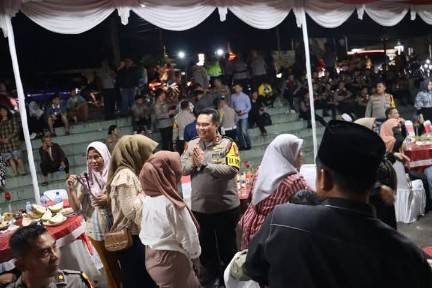 Sambut Tahun Baru 2025, Polres Labuhanbatu Gelar Patroli dan Panggung Prajurit Bersama Masyarakat