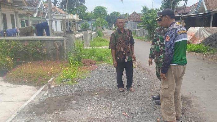 Heboh.... Anak Tebas dan Bawa Kepala Ayah Kandung