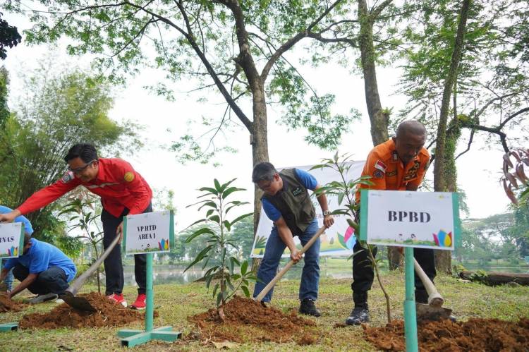 Peringati Hari Lingkungan Hidup Nasional, PLN UID Sumut Tebar Kebaikan Lewat Penanaman Pohon