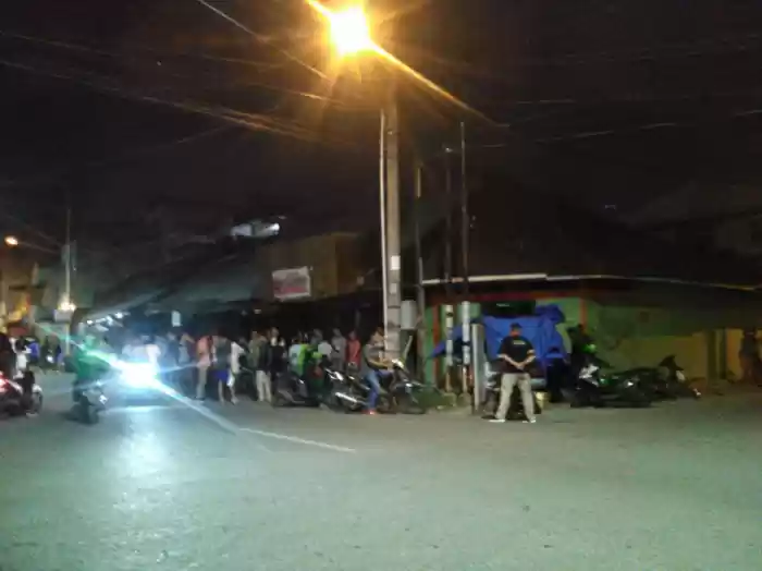 Gara - Gara Terpeleset, Berujung Bentrok