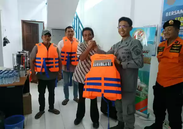 SPKKL Batam Bakamla RI Kopdar dengan Masyarakat Sekitar