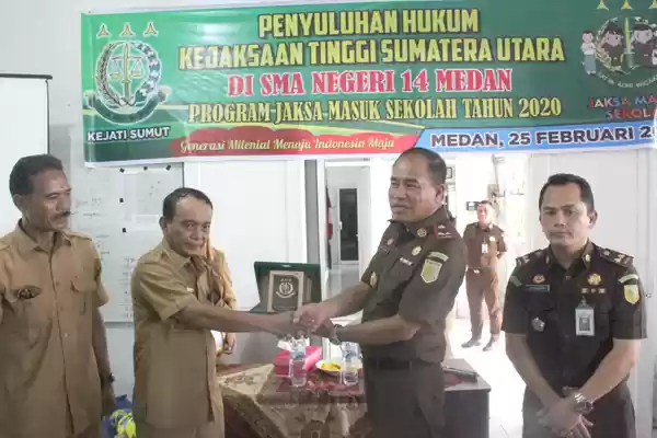 Kajati Sumut Motivasi Siswa SMA N 14 Medan