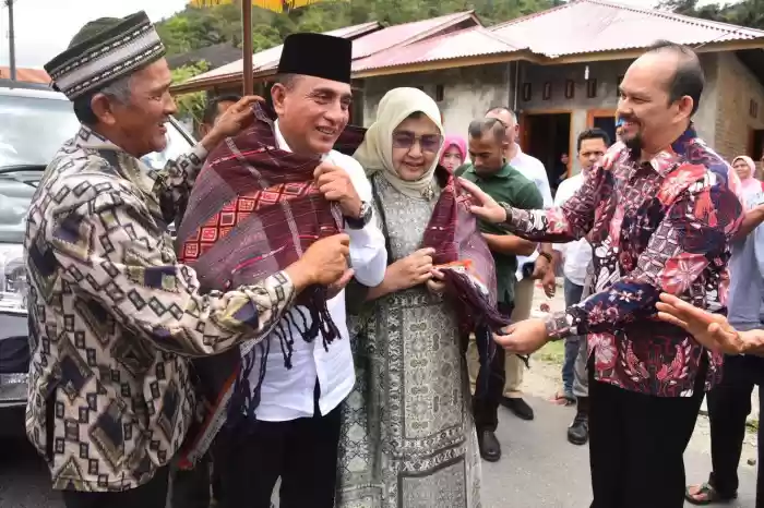Gubernur Kunjungi Bagas Godang,  Diharapkan Bisa Menjadi Destinasi Wisata Heritage