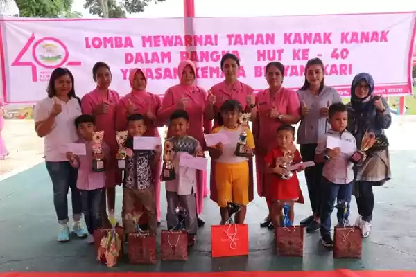 Pengurus Bhayangkari Cabang Simalungun Gelar Lomba Mewarnai Tingkat TK 