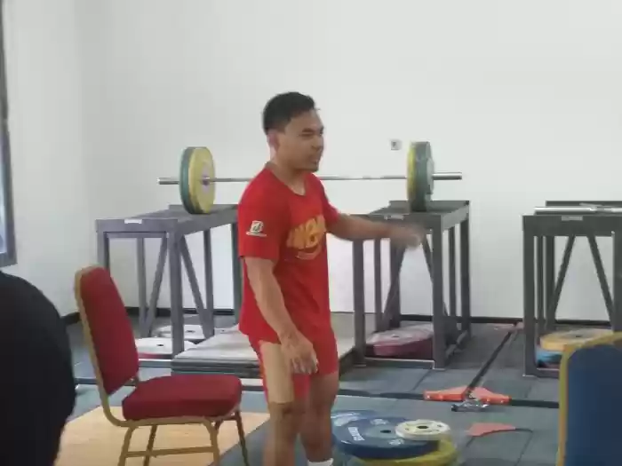 Eko Yuli Ingin Tampil Tanpa Dibalut Cedera  