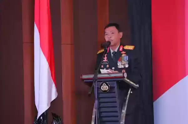 Kapolri Mutasi  Delapan Kapolda dari Aceh Sampai Maluku