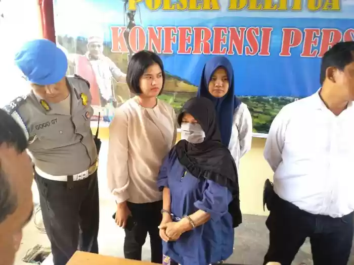 Tak Tahan Selalu Dikasari Suaminya Stroke, Pukul Pakai Kayu