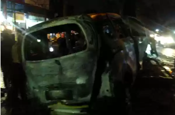 Pengemudi Mobil Honda Freed  Tewas Terpanggang Dalam Kecelakaan Tunggal