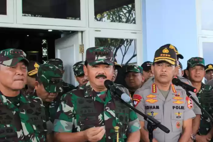  Panglima TNI :  11 Pucuk Senjata Kecelakaan Mi-17 Kemungkinan Diamankan Masyarakat