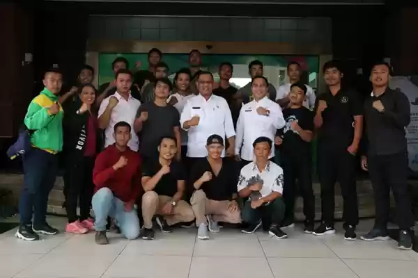 Akhyar Berikan Motivasi Kepada Para Atlet MMA Asal Medan