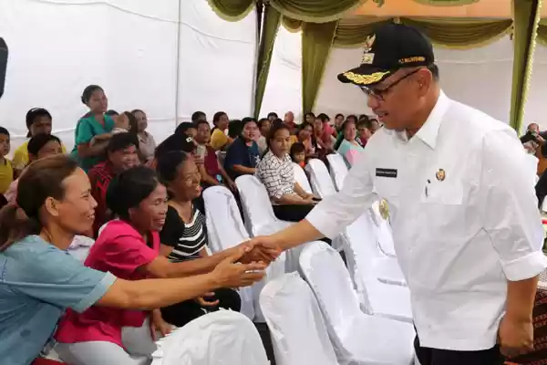 Akhyar Resmikan Sarana Air Bersih & Sanitasi di SD Swasta Yabes Medan Deli