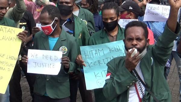 Mahasiswa Papua di Medan Demo Oknum Guru Besar USU Diduga Rasis