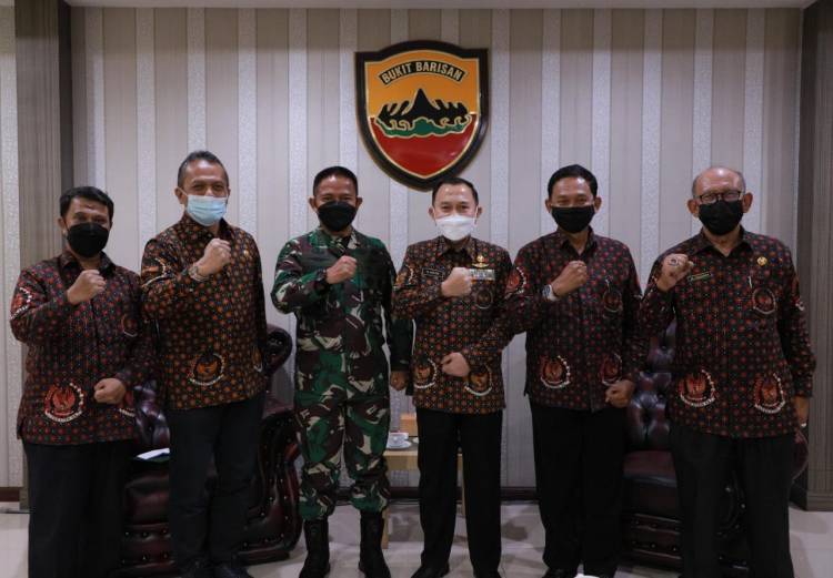 Pangdam I/BB Terima Audiensi Para Pengurus DHD 45 Provinsi Sumut