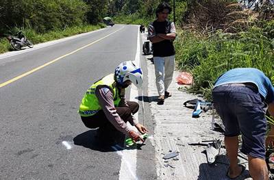Kontra Dua Sepeda Motor Jalan Prapat, Satu Nyawa Melayang