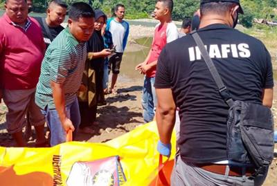 Pemancing Temukan Sosok Mayat Manusia  di Sungai