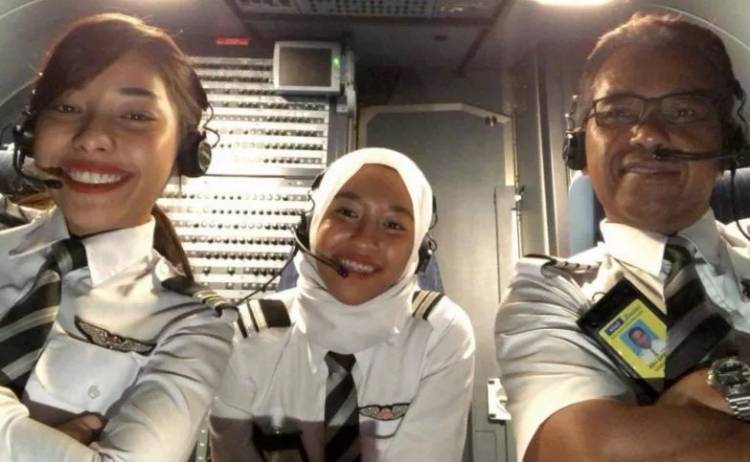 Demi Bisa Terbang dengan Kedua Putrinya, Pilih Resign