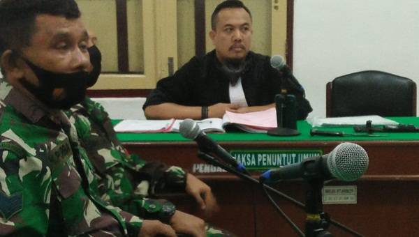Takut Diganggu Preman, Muslianto Pakai Baju TNI