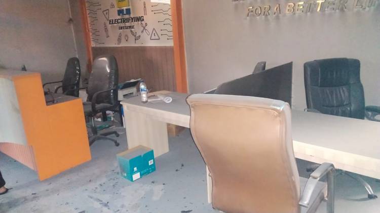 OTK Rusak Kantor PLN Kuala,  Pelayanan Tak Terganggu