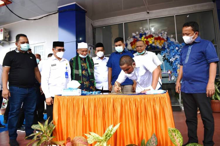 Bupati Tapanuli Tengah Resmikan Gedung Baru Dinas Pendidikan Kabupaten Tapanuli Tengah