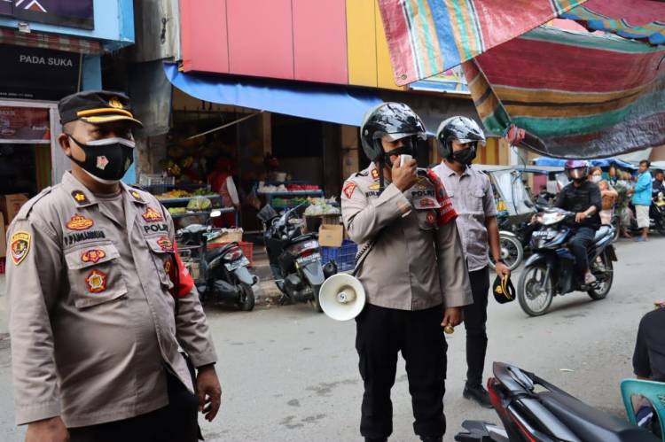 Kapolres Turun Ke Jalan, Himbau Warga Ikut Vaksin