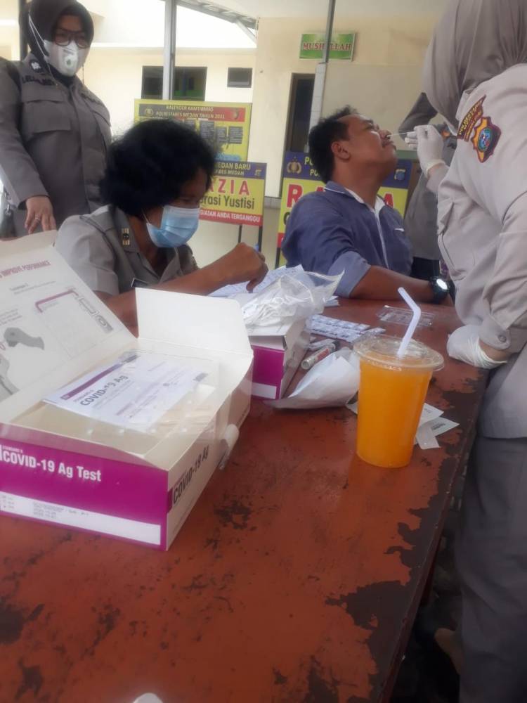 Seluruh Personel Polsek Medan Baru Lakukan Test Swab Antigen
