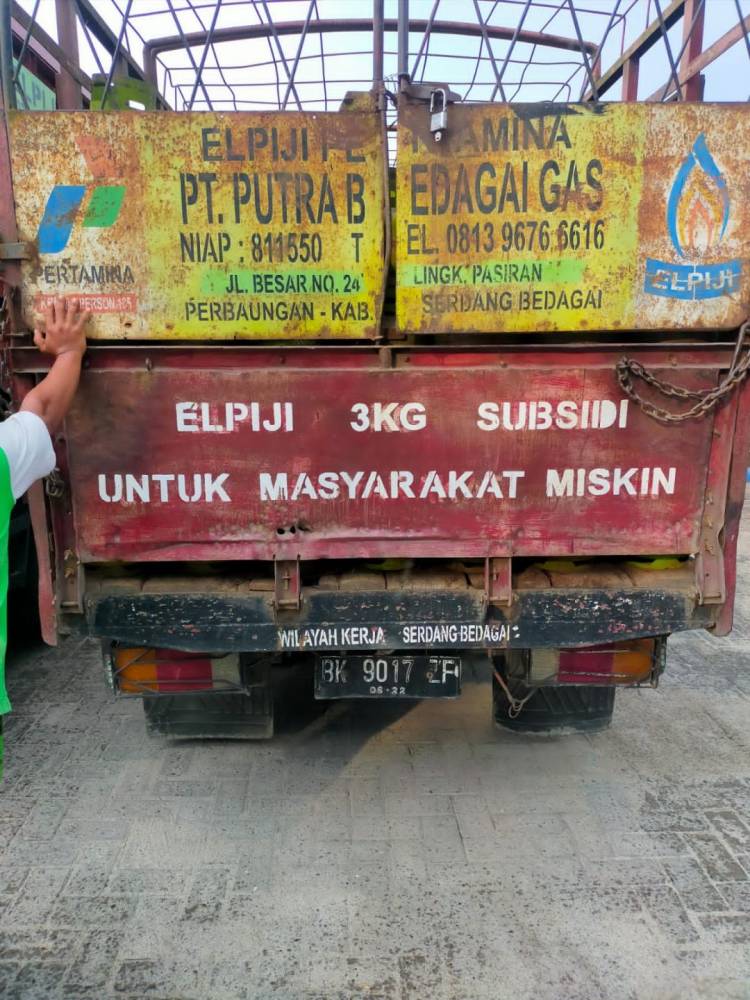 Ditabrak Truk Muatan Elpiji, Dua Pengendara Sepeda Motor Luka