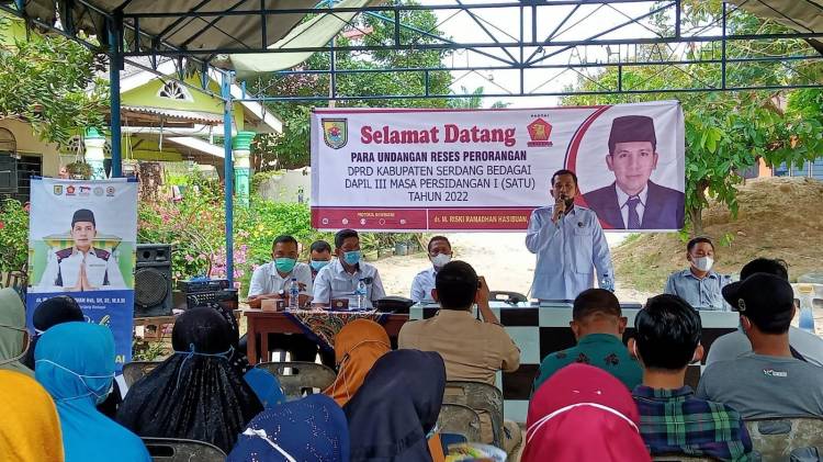 Saat Reses dr Riski, Warga Firdaus Sebut Banyak Pabrik Pekerjakan Orang Luar