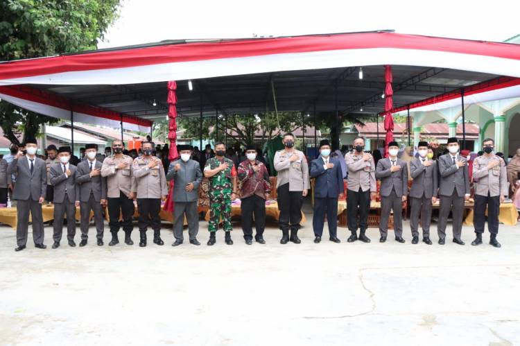 Peringati Isra Mi'raj Kapolres Bersama PJU Gelar Kegiatan Bakti Sosial Dan Vaksinasi di Pondok Pesantren Al'Kautsar Panei Tonga