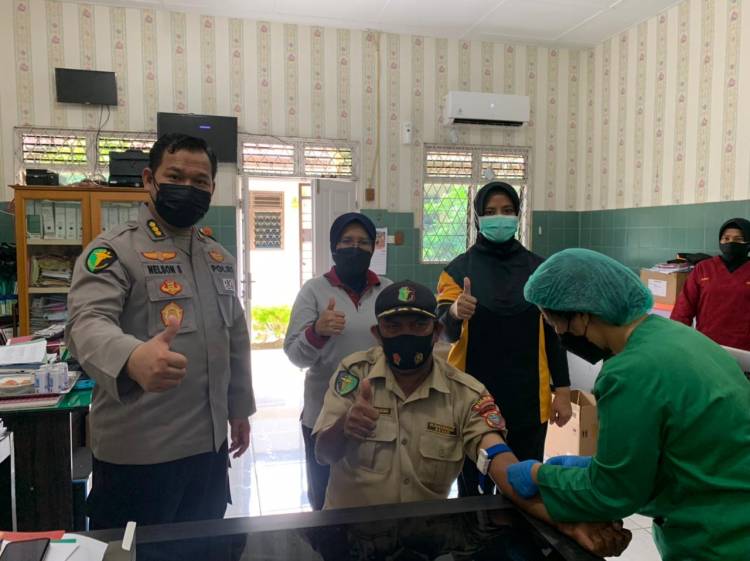 Juru Parkir RS Bhayangkara Polda Sumut rutin diberikan vitamin dan extrafooding