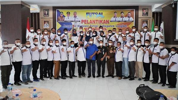 Syah Afandin Buka Liga Futsal Piala Kejari Langkat