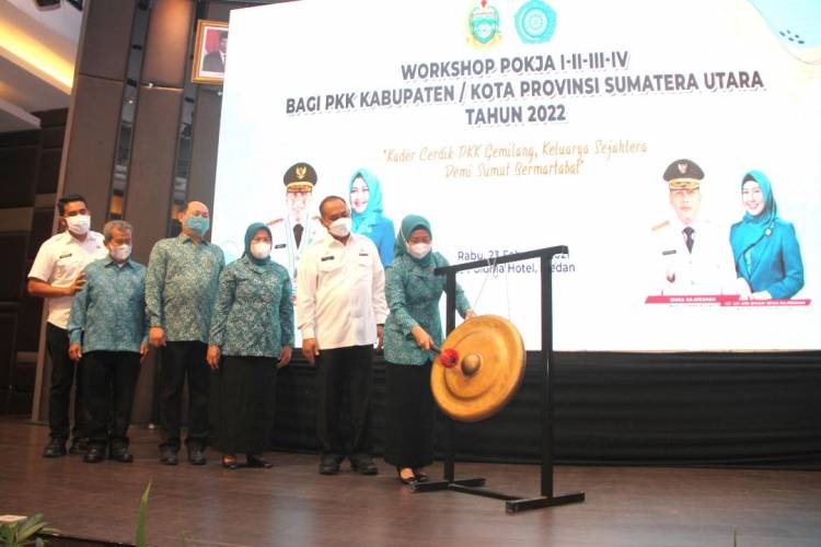 Sri Ayu Mihari Harapkan Para Kader Terus Tingkatkan Kemampuan