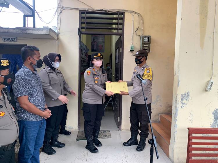 Waka Polsek Medan Baru Pimpin Pelepasan Purna Bakti Anggota Bhabinkamtibmas Aiptu SK Sebayang