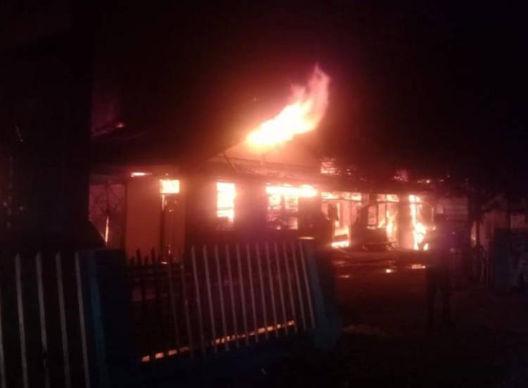 Sijago Merah Telan Perusahaan Listrik Negara Sumatera Barat