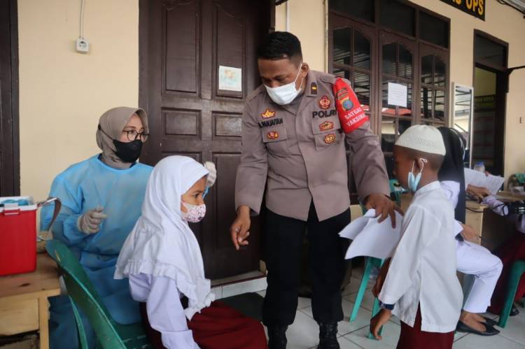 Polres Tebing Tinggi Gelar Vaksinasi Kepada Masyarakat Umum
