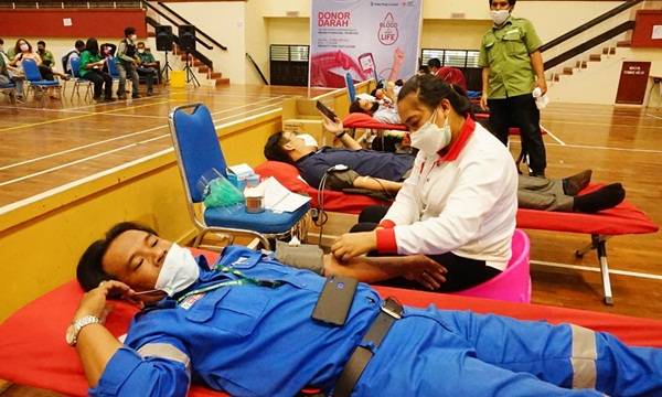 Peringati Bulan K3, TPL Laksanakan Donor Darah